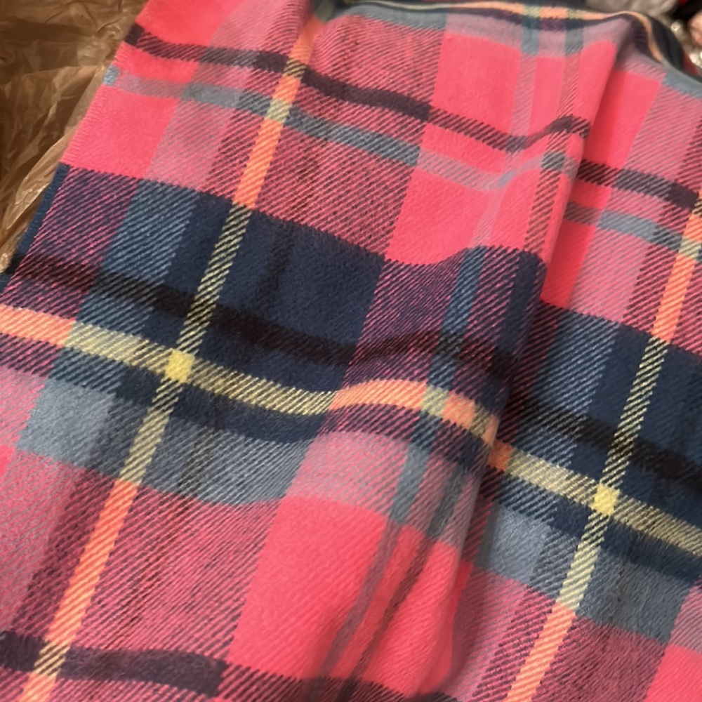 MARKDOWN SALE!!  100% Cashmere LONG Scarf - Picture 3 of 8